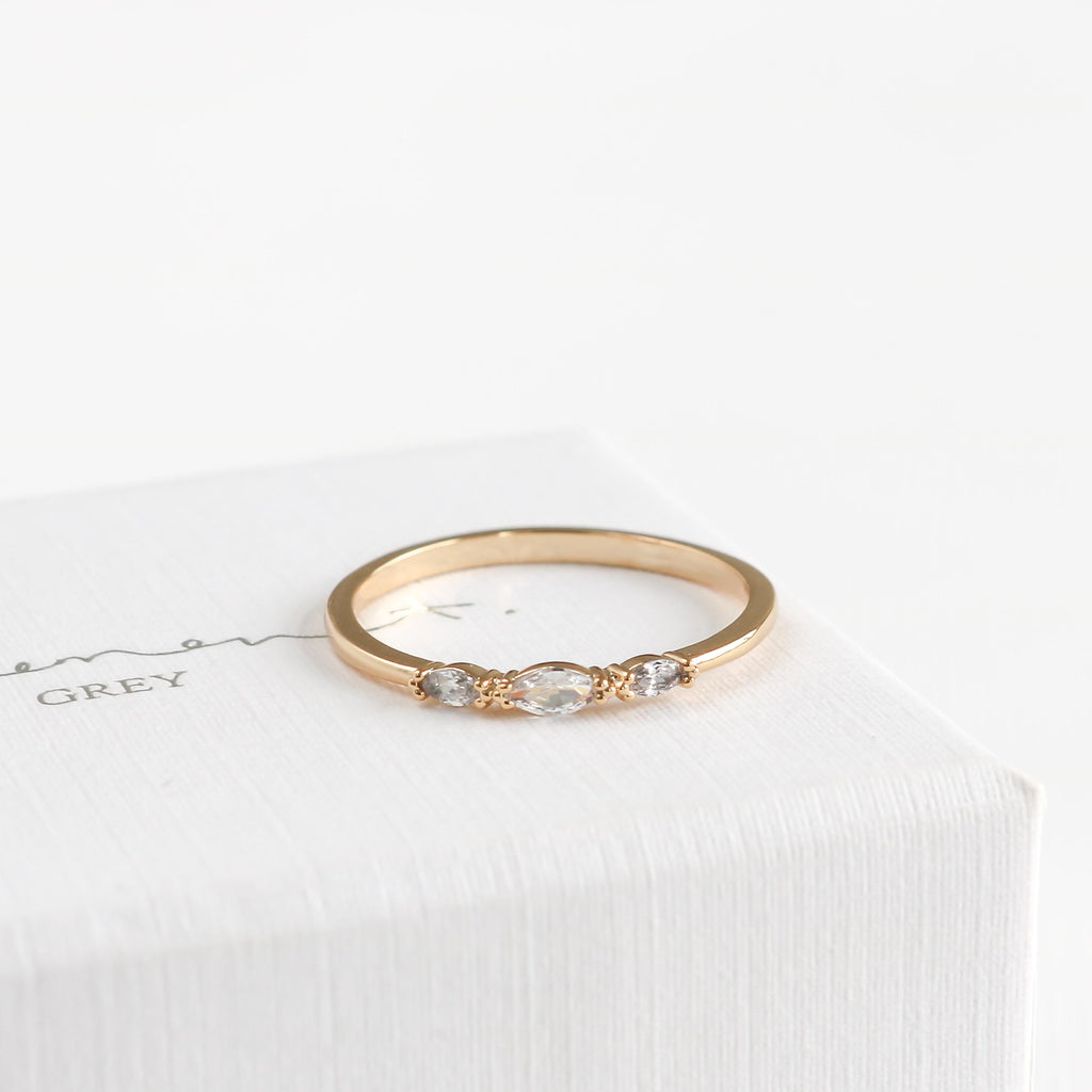 Clo Ring