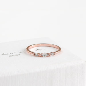 Clo Ring