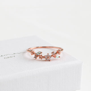 Victoria White Vine Ring