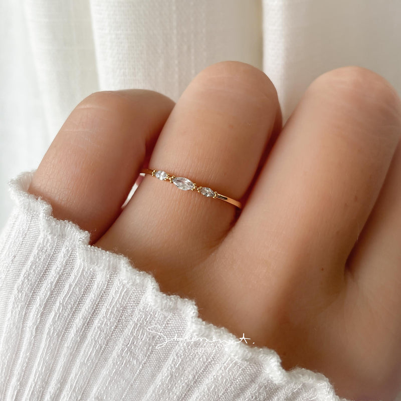 Clo Ring
