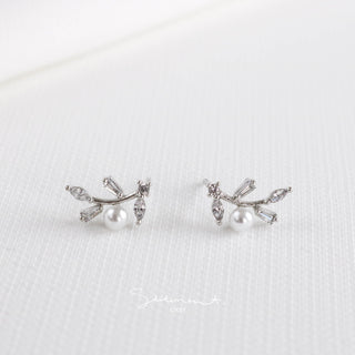 Wild Thyme Sprig Pearl Earrings