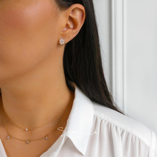 White Glow Petal Pearl Earrings
