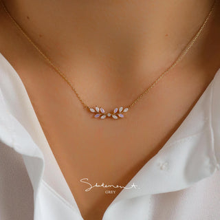 Petal-kissed Leaf Vine Necklace
