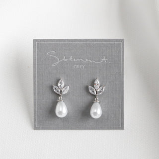 Aria Pearl Earrings