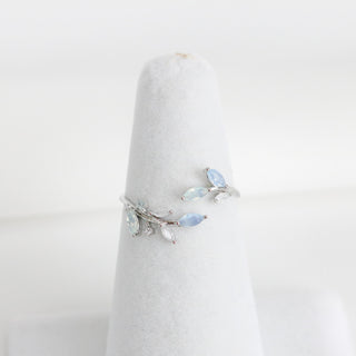 Bleu Leaf Ring
