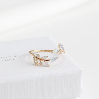 Bleu Leaf Ring