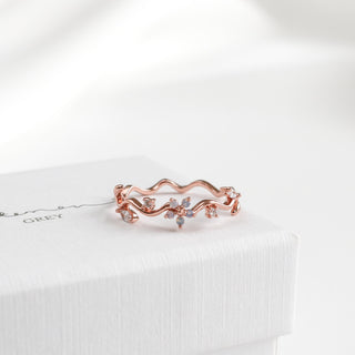 Fiorella Vine Ring