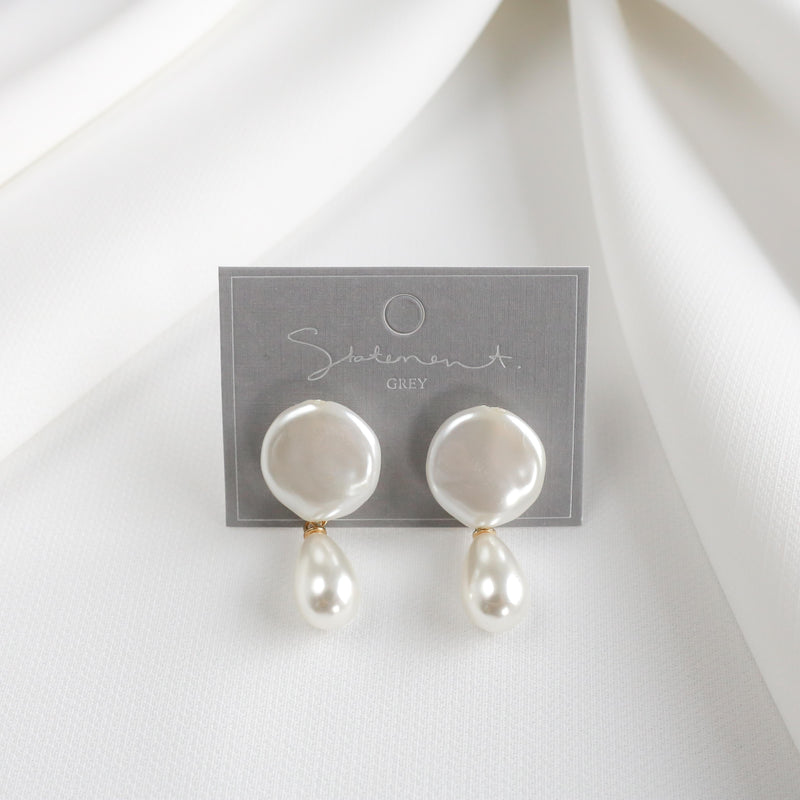 Blanc Coin Pearl Drop Earrings