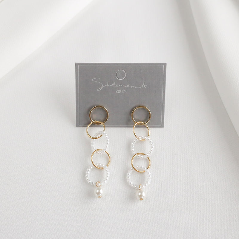 Greta Pearl Hoop Earrings