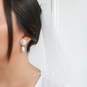 Blanc Coin Pearl Drop Earrings