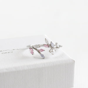 Ballet Pink Pearl Leaf Ring