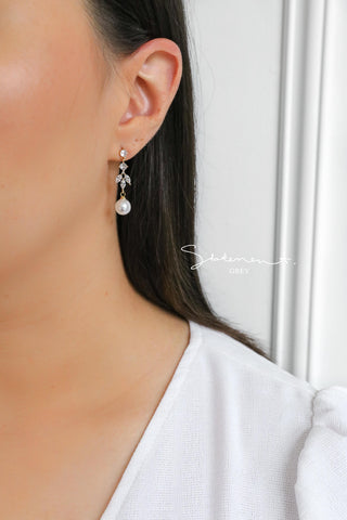 Mariella Crystal Pearl Drop Earrings