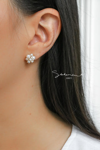 Dotty Pearl Cluster Earrings