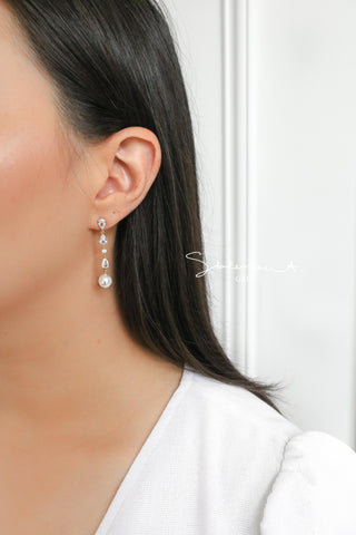 Como Crystal Pearl Drop Earrings