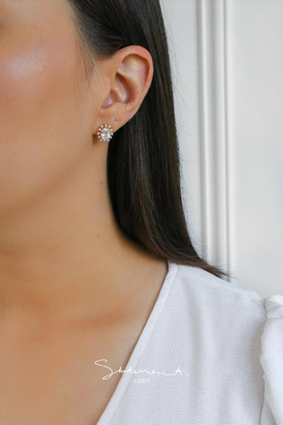Evelyn Pearl Oval Crystal Stud Earrings