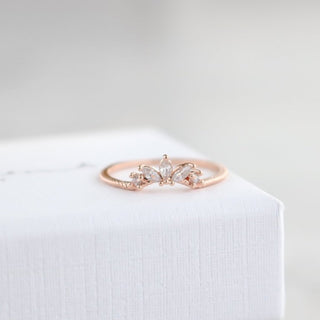 Noemie Ring
