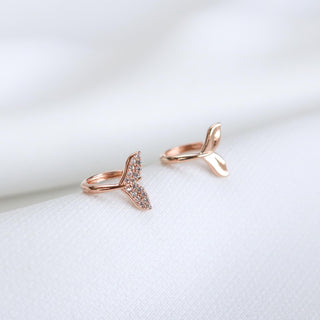 Auri Huggie Earrings